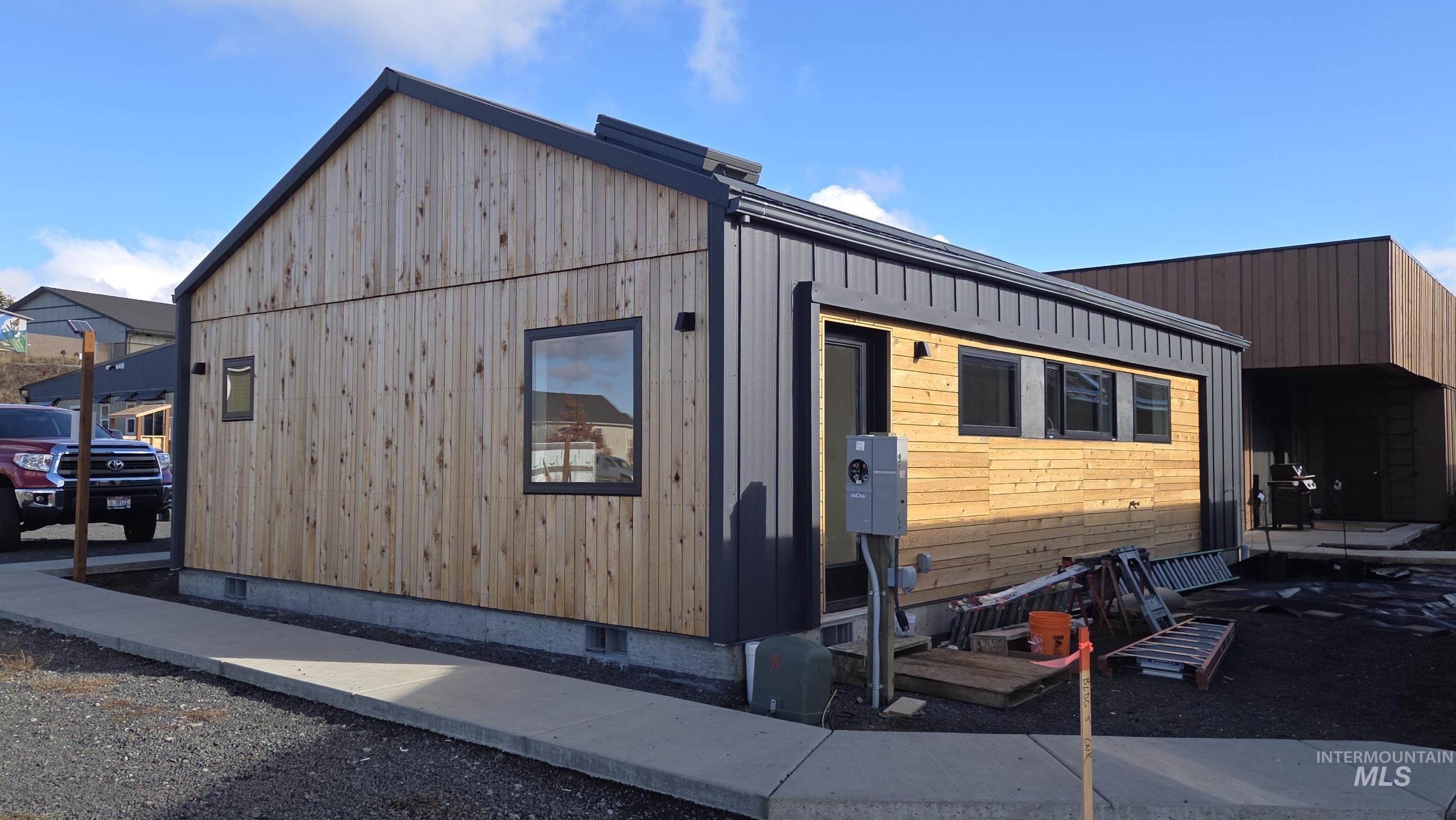 424 E Palouse River Dr.