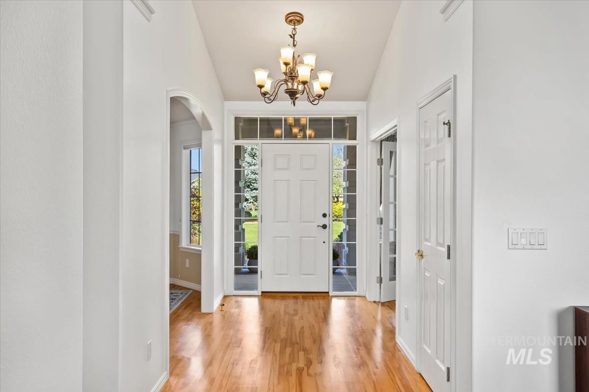 9511 W Hills Gate Dr