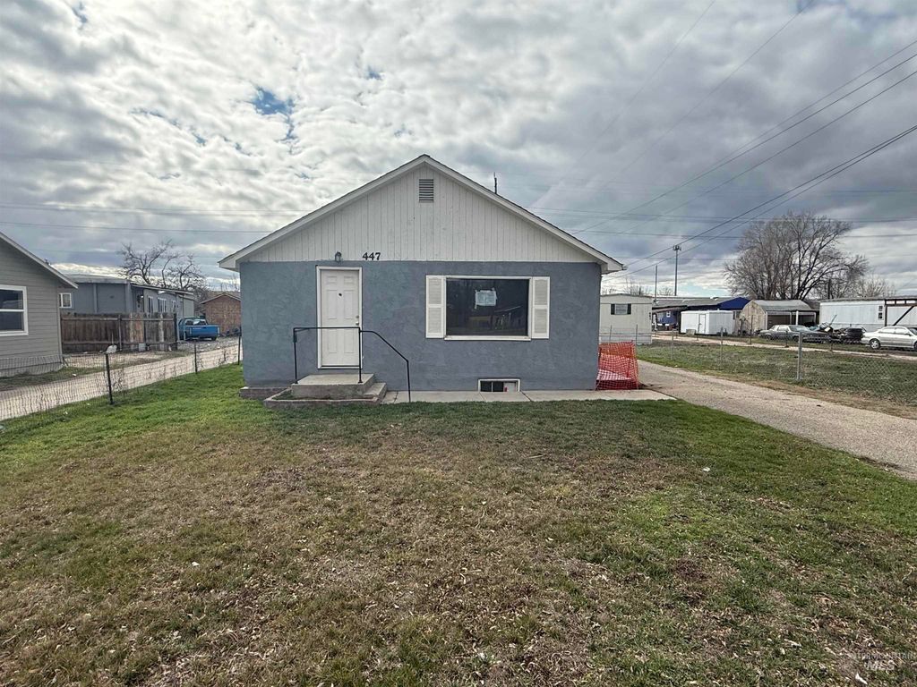 Photo of 447 1st St N St, Nampa, ID 83687 (MLS # 98976380)