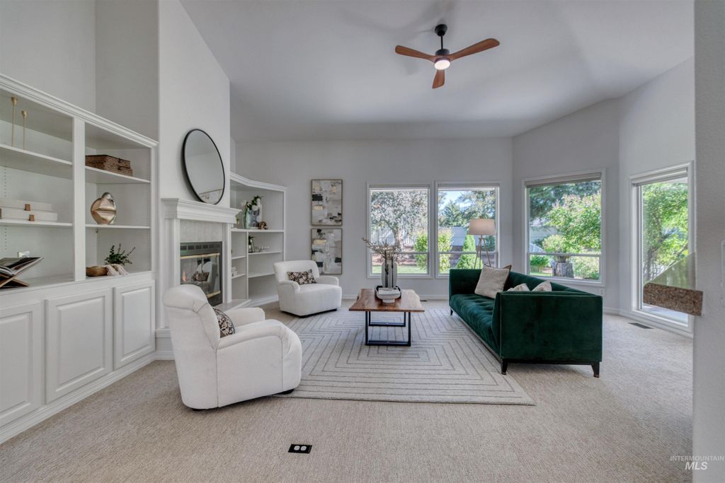 Photo of 5950 W Plantation LN, Boise, ID 83703 (MLS # 98985711)