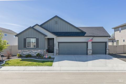 Photo of 18441 N Moon Flower Ave, Nampa, ID 83687 (MLS # 98983637)