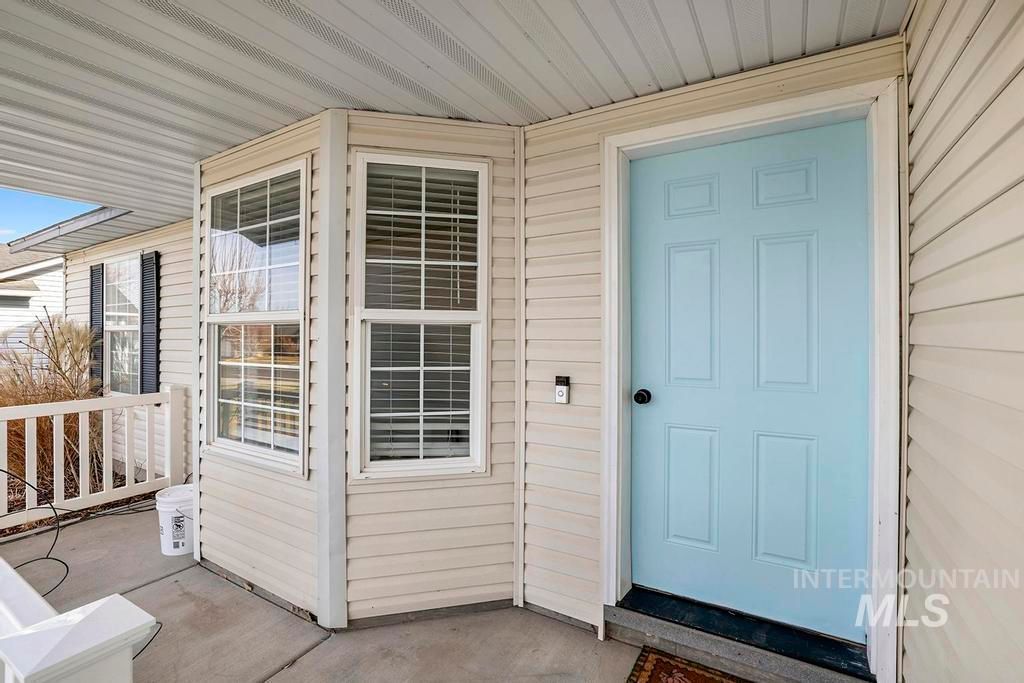 Photo of 1393 Valencia St, Twin Falls, ID 83301 (MLS # 98970000)