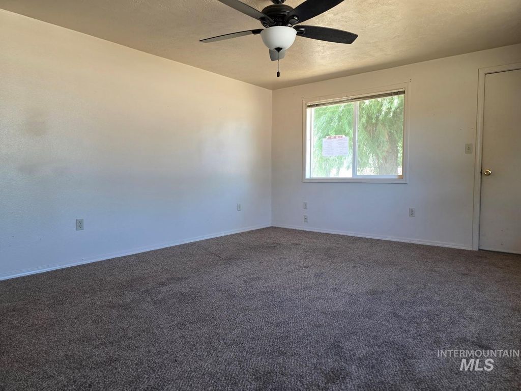 Photo of 318 6th Street, Wilder, ID 83676 (MLS # 98956379)