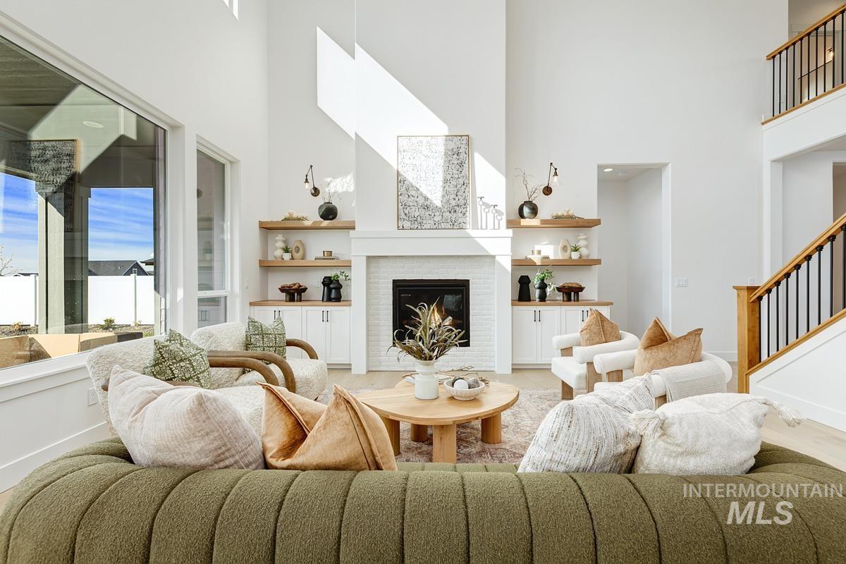 13692 N Spring Creek Way