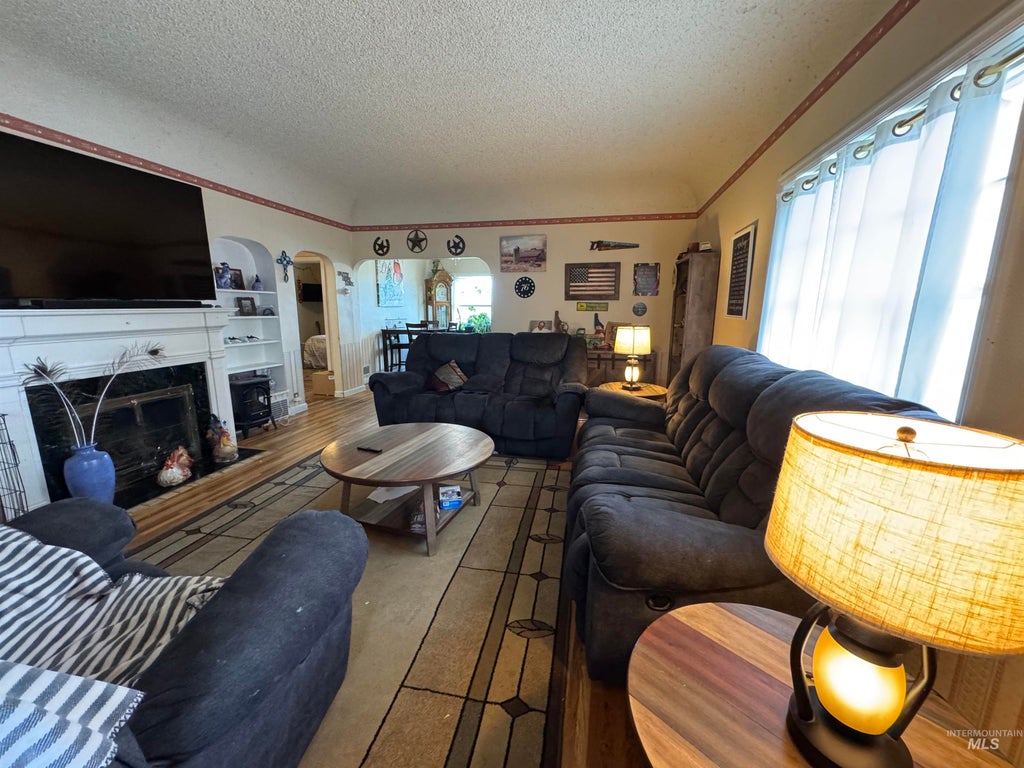 Photo of 1698 State Highway 46, Gooding, ID 83330 (MLS # 98998096)