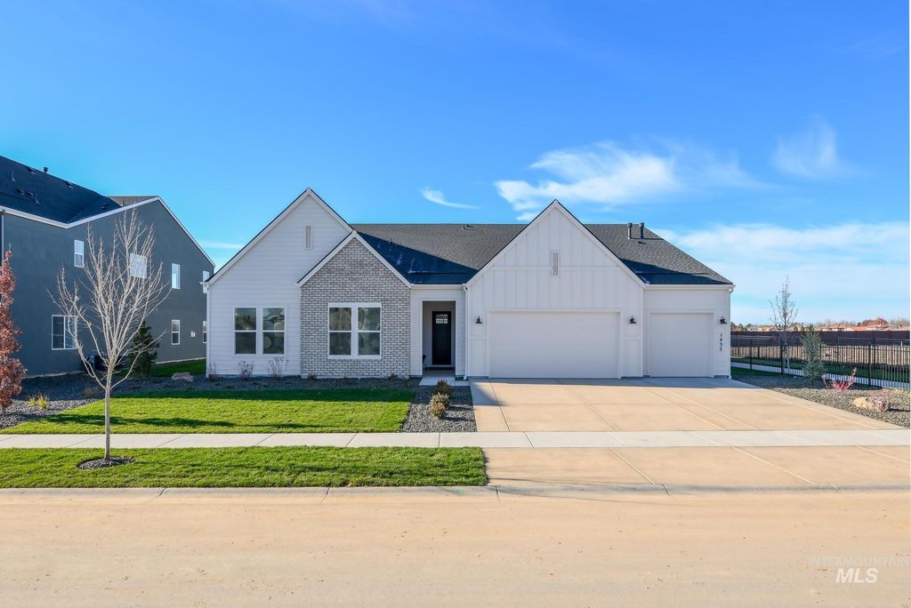 Photo of 1435 N Shelby Ave, Eagle, ID 83616 (MLS # 98968959)