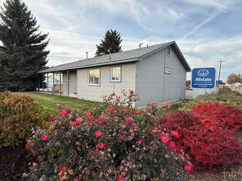 Photo of 725 SW 8th Street, Fruitland, ID 83615 (MLS # 98991684)