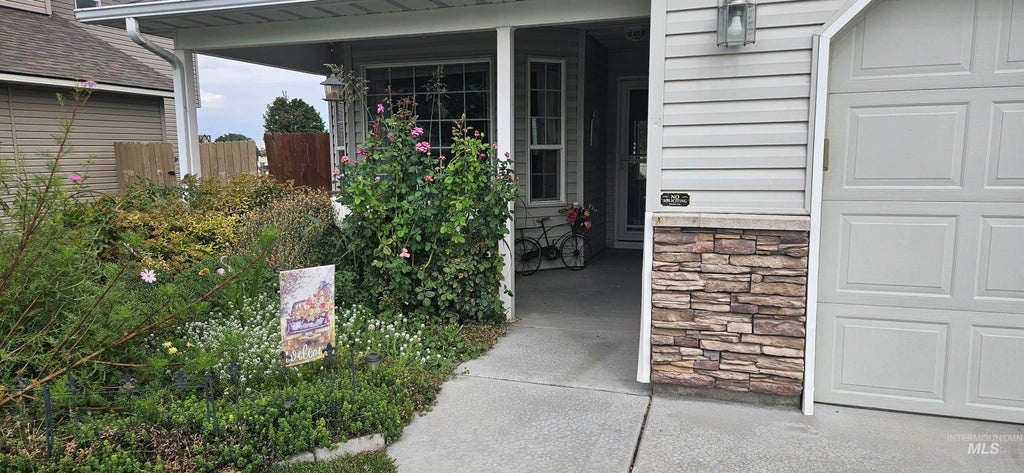 Photo of 18449 Viceroy Place, Nampa, ID 83687 (MLS # 98999683)