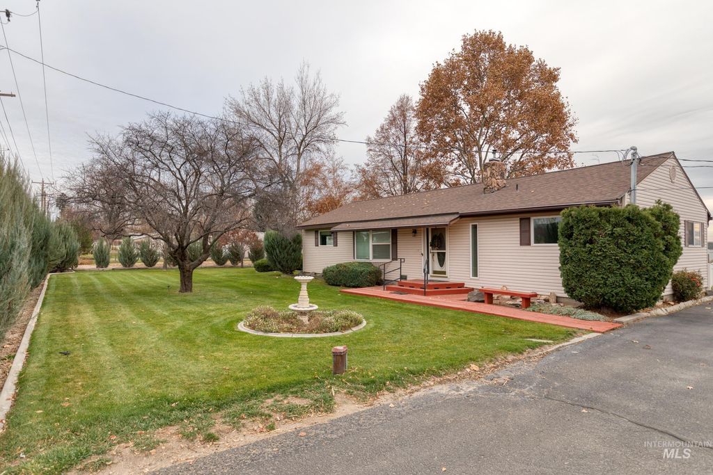 Photo of 9631 Cherry Lane, Nampa, ID 83687 (MLS # 98969030)