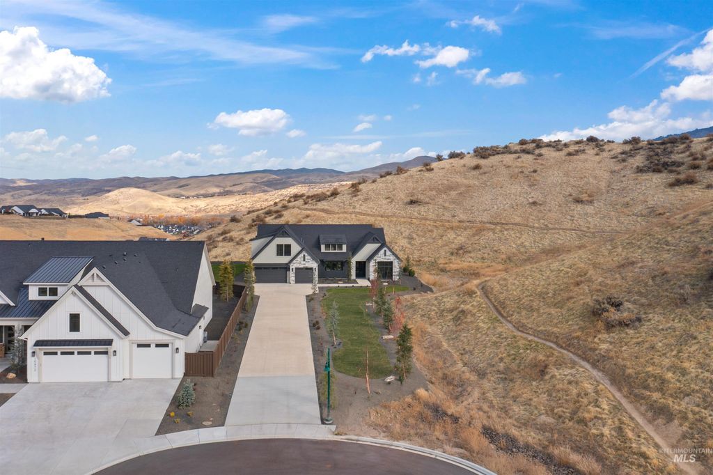 Photo of 10968 N Elk Ridge Pl, Boise, ID 83714 (MLS # 98967725)