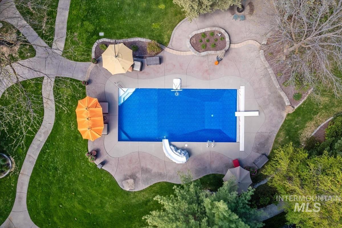 2958 W Champagne Ct.