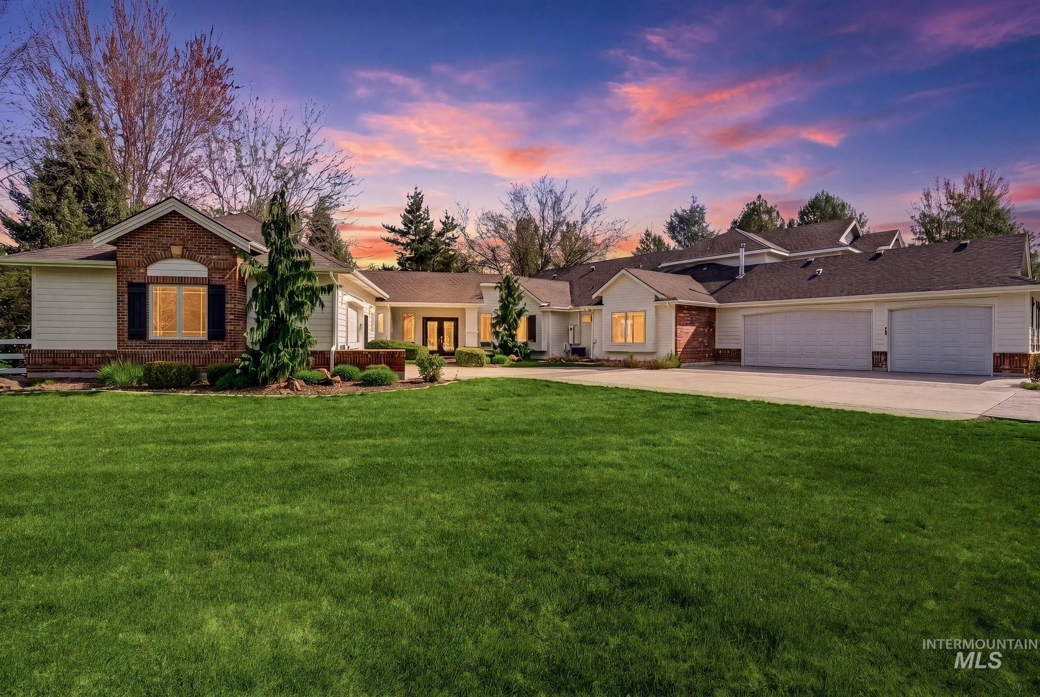 2958 W Champagne Ct.