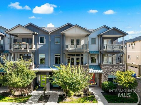 Photo of 4218 N Freeride Ln, Garden City, ID 83714 (MLS # 98964303)