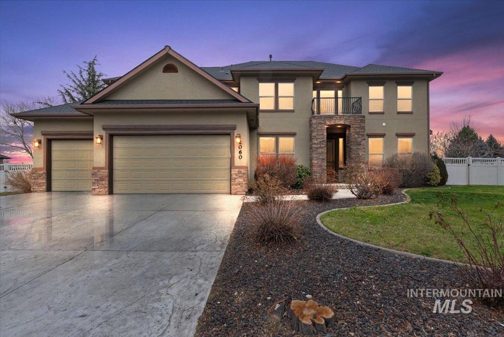 Photo of 2060 E Lobelia St, Meridian, ID 83646 (MLS # 98972855)