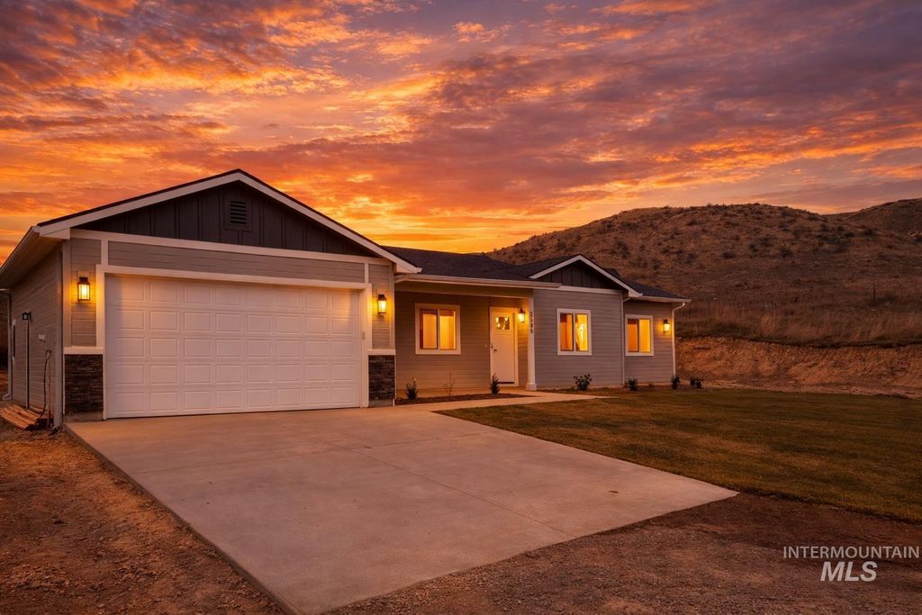 Photo of 2198 Id-52, Payette, ID 83661 (MLS # 98977854)