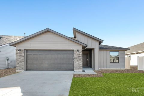 Photo of 3449 E Hornbeam Dr, Nampa, ID 83686 (MLS # 98985554)
