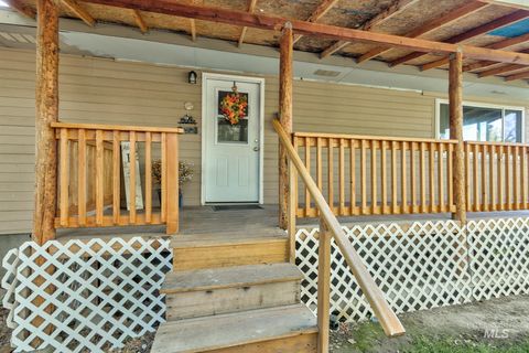 Photo of 2689 Ne 25th Ave, Payette, ID 83661 (MLS # 98962149)