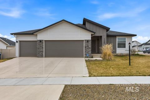 Photo of 11389 W Tiekel River St, Nampa, ID 83686 (MLS # 98977879)