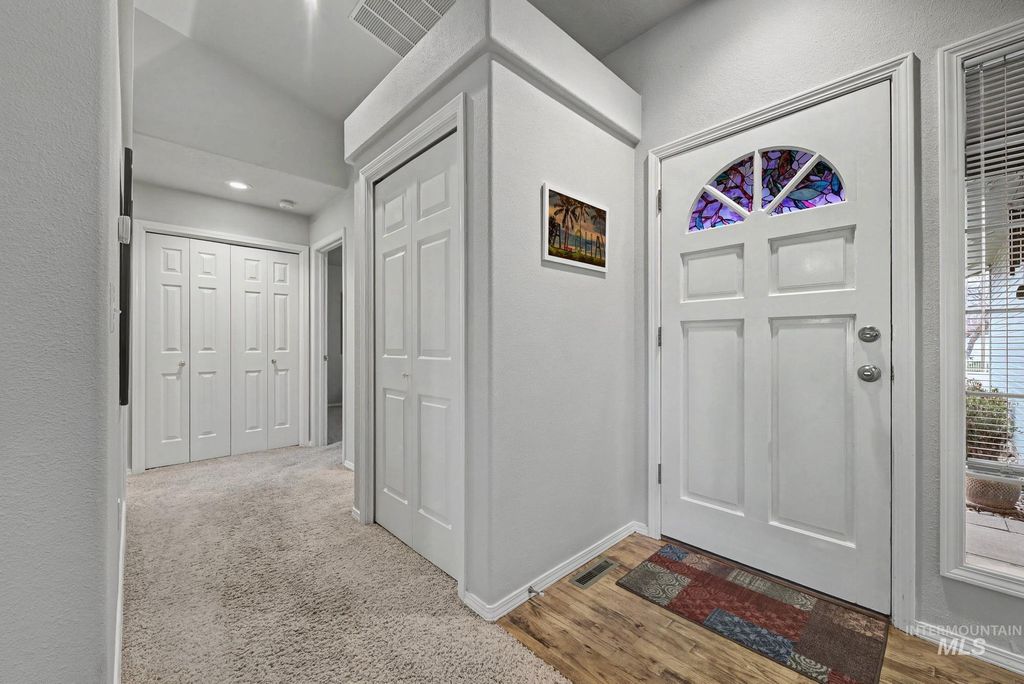 Photo of 10411 W Rifleman St, Boise, ID 83704 (MLS # 98976885)