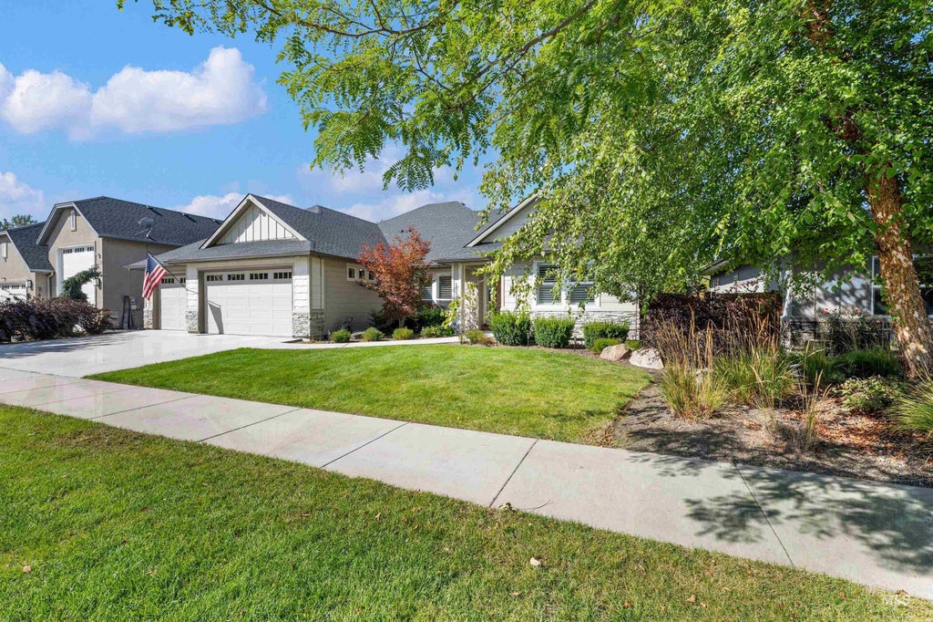 Photo of 133 S Baxter Way, Eagle, ID 83616 (MLS # 99001136)