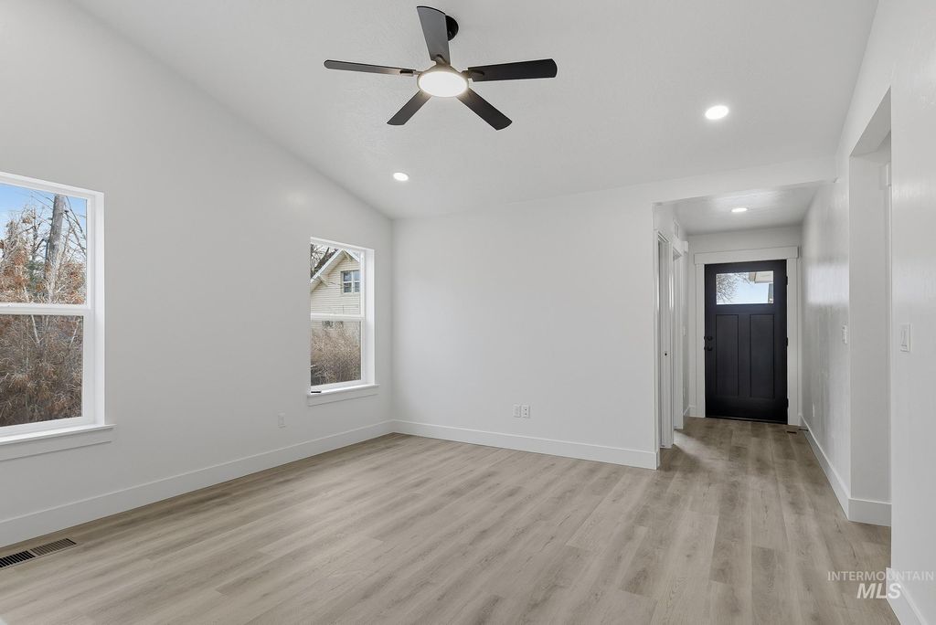 Photo of 1162 Velvet Loop, Wilder, ID 83676 (MLS # 98972540)