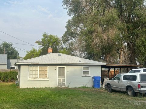 Photo of 421 Elm St. N St, Twin Falls, ID 83301 (MLS # 98961118)