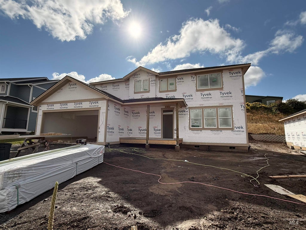 Photo of 2457 E 3rd Street, Moscow, ID 83843 (MLS # 98993070)