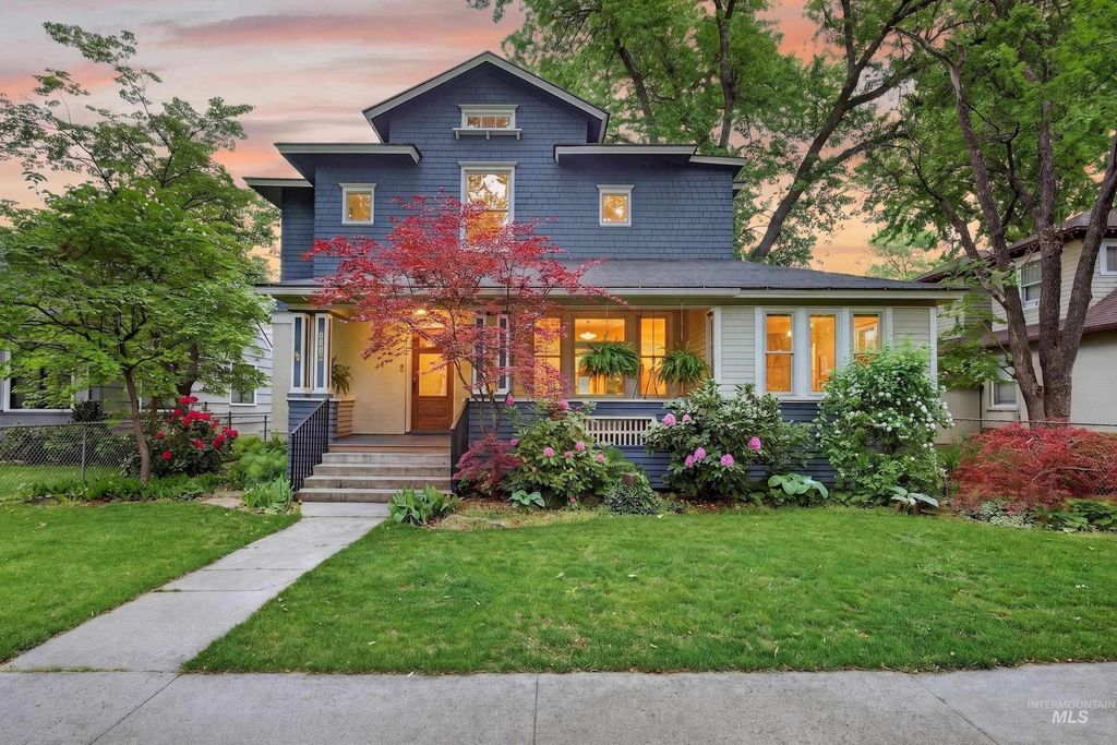 Photo of 1110 N 6th Street, Boise, ID 83702 (MLS # 98986167)