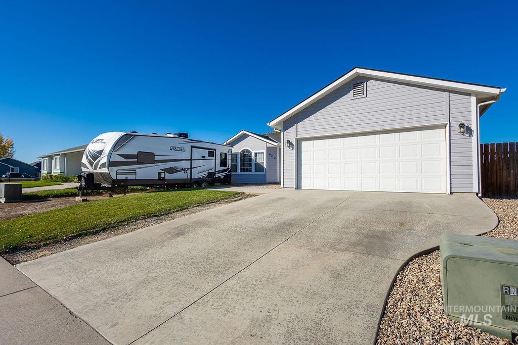 Photo of 609 Colton Street, New Plymouth, ID 83655 (MLS # 98965671)