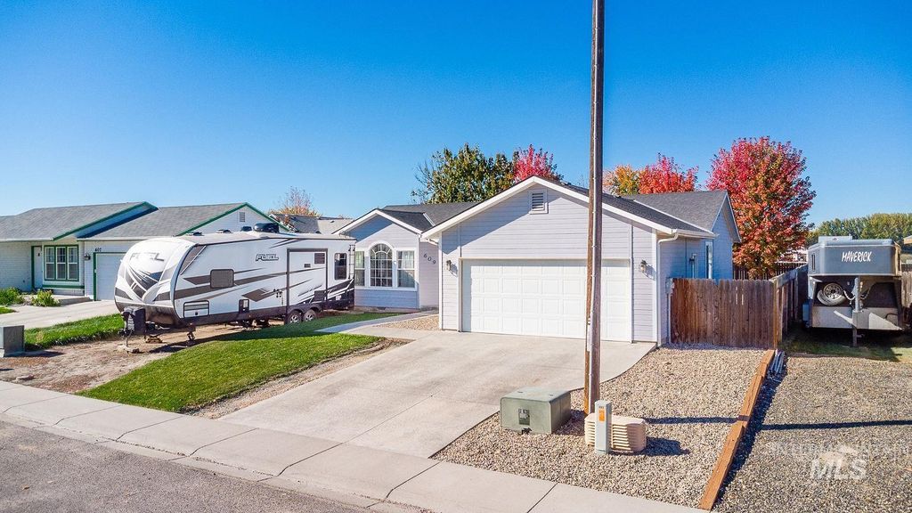 Photo of 609 Colton Street, New Plymouth, ID 83655 (MLS # 98965671)