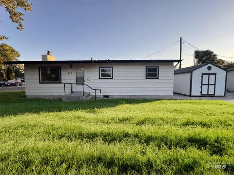 923 13th St South Nampa ID 83651
