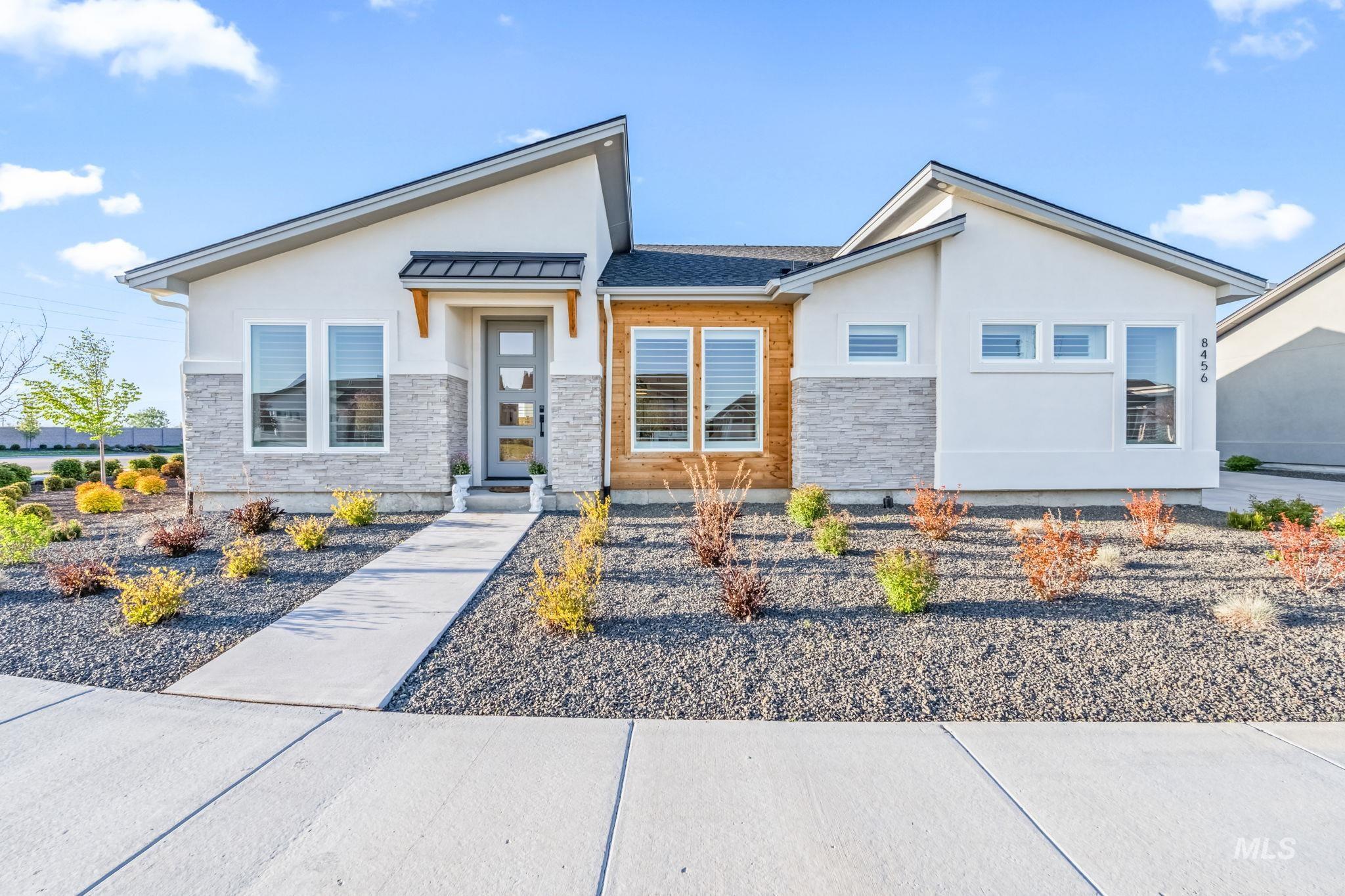 8456 W Meltwater Lane