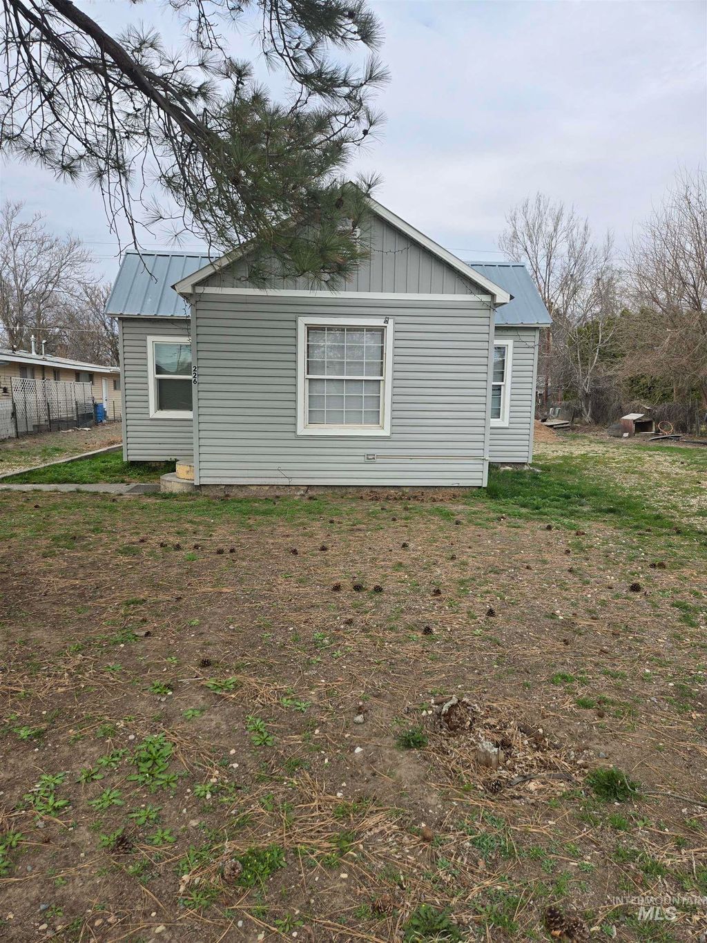 Photo of 226 W Owyhee Ave, Homedale, ID 83628 (MLS # 98982220)