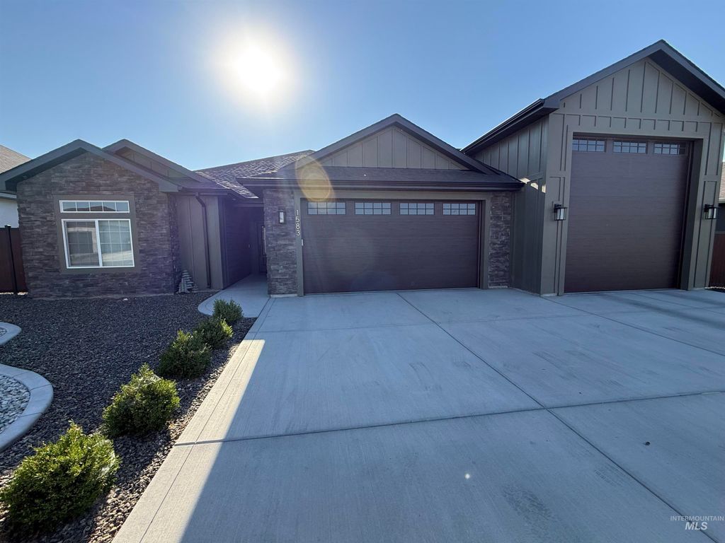 Photo of 1583 Lagoon Lane, Twin Falls, ID 83301 (MLS # 98968262)