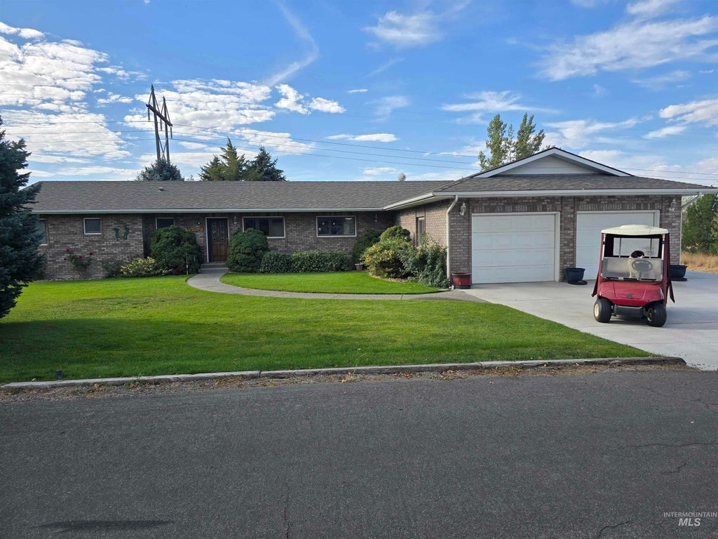 Photo of 130 Doral Dr, Jerome, ID 83338 (MLS # 98990576)
