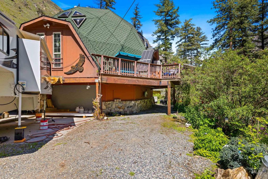 Photo of 360 Lake Creek Rd, Riggins, ID 83549 (MLS # 98973443)