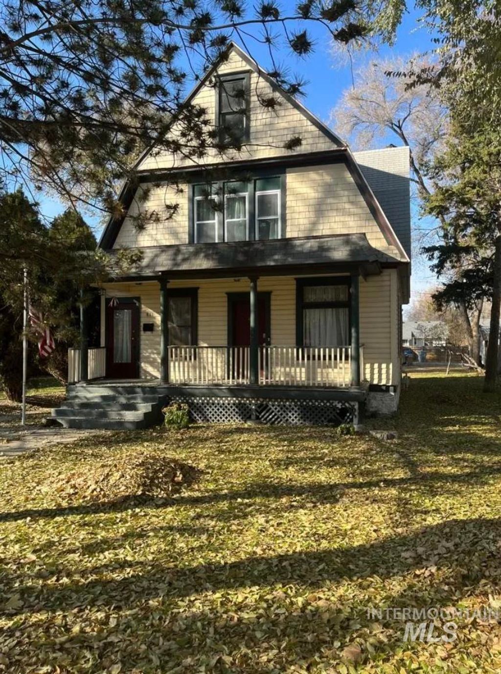 Photo of 811 11th Ave S Ave, Nampa, ID 83651 (MLS # 98970929)