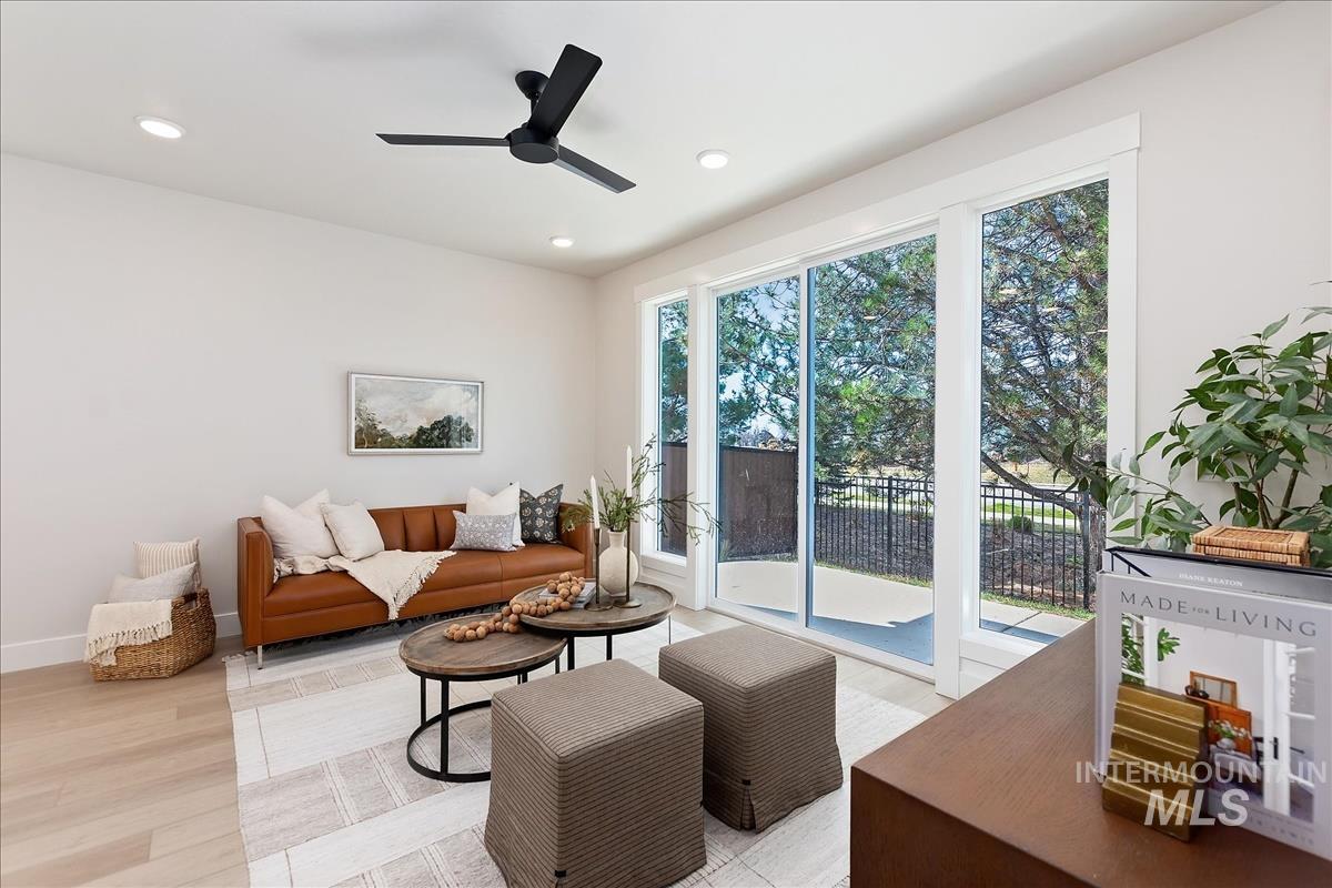 3901 W Stone House Ln