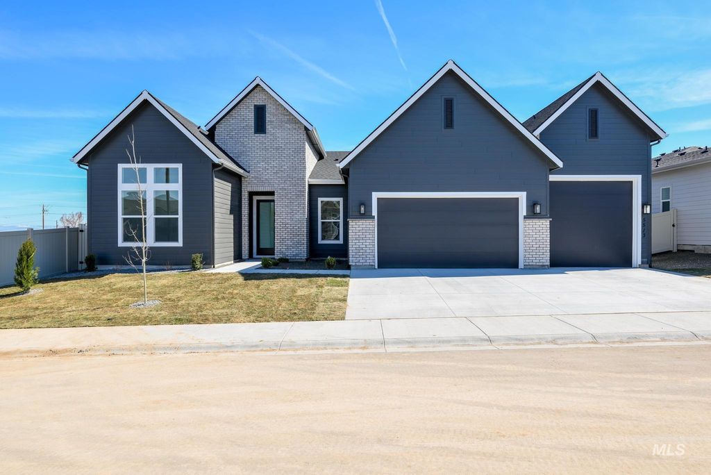 Photo of 5420 Juliet Rose Ave, Caldwell, ID 83607 (MLS # 98990609)