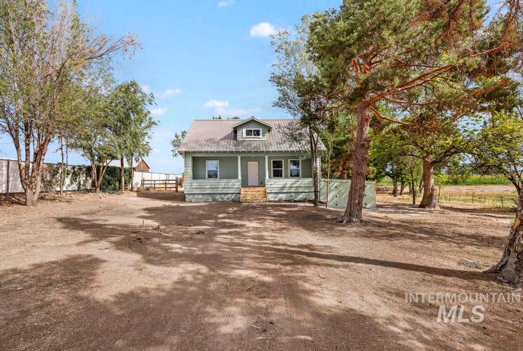 Photo of 1888 E 2900 S, Wendell, ID 83335 (MLS # 98997817)