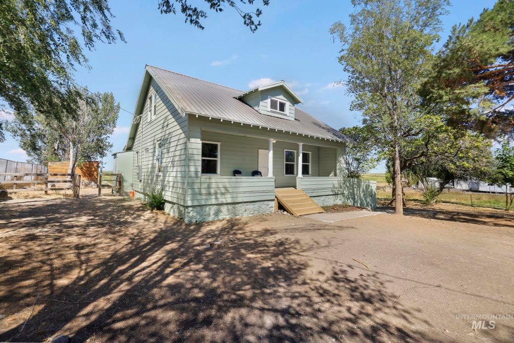 Photo of 1888 E 2900 S, Wendell, ID 83335 (MLS # 98997817)