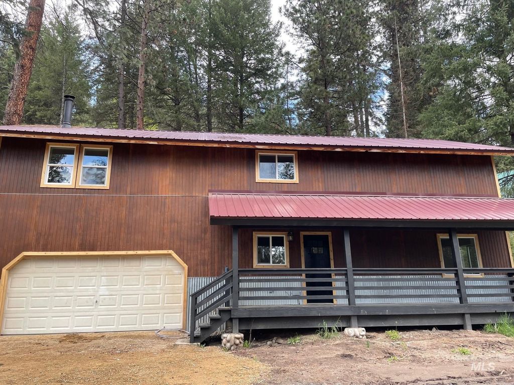 Photo of 199 Scriver Woods Rd, Garden Valley, ID 83622 (MLS # 98937776)