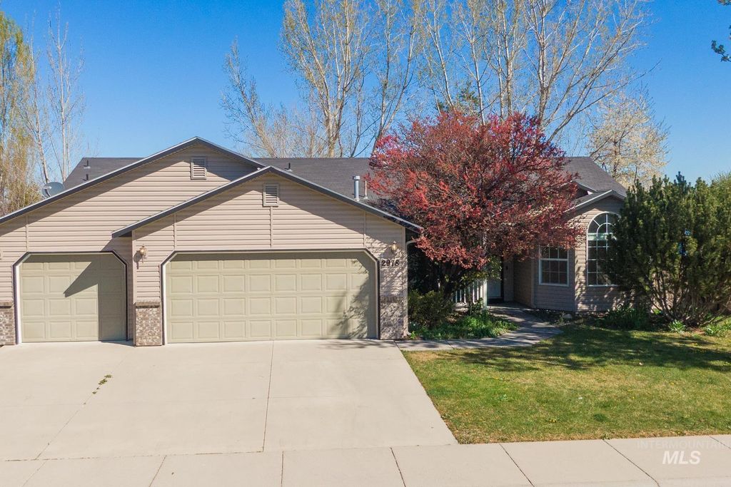 Photo of 2978 W Pudu St, Meridian, ID 83646 (MLS # 98981805)
