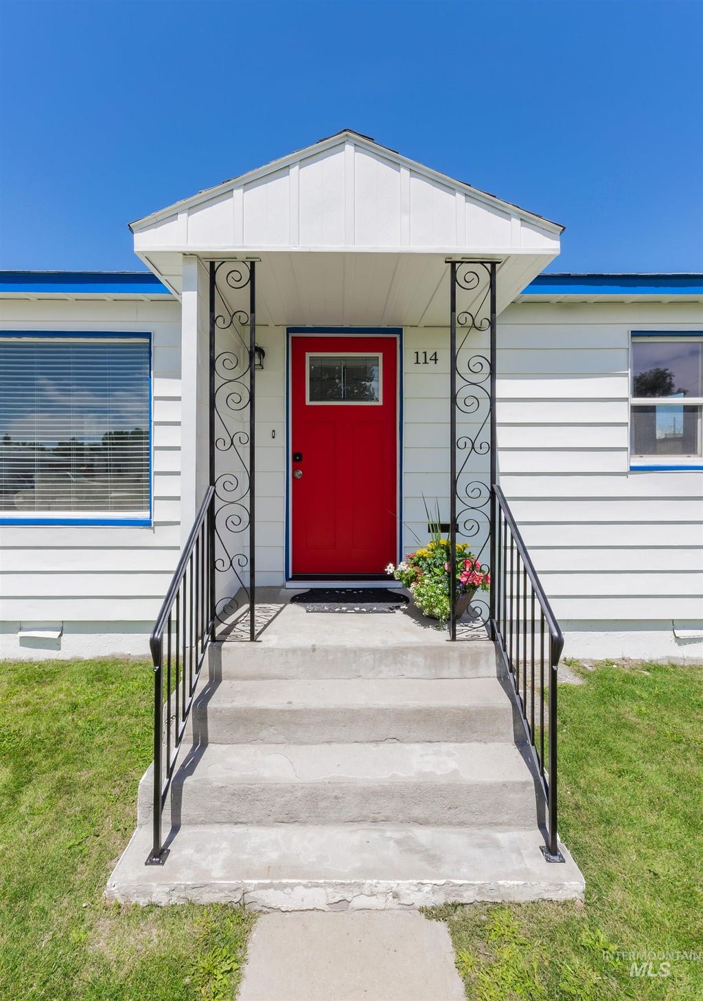 Photo of 114 Sunnyside Dr, Caldwell, ID 83605 (MLS # 98992724)