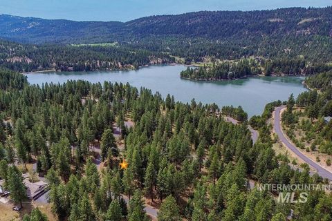 Photo of 20 Blackhawk Lake Dr, McCall, ID 83638 (MLS # 98939583)