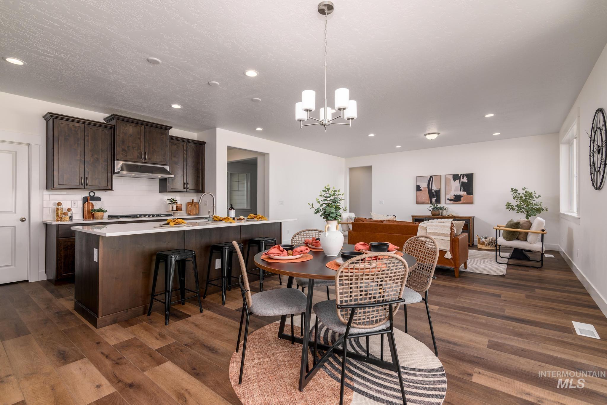 4725 E Pondera Dr