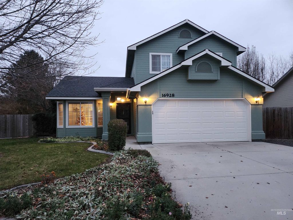 Photo of 16928 N Chelford Loop, Nampa, ID 83687 (MLS # 98968894)