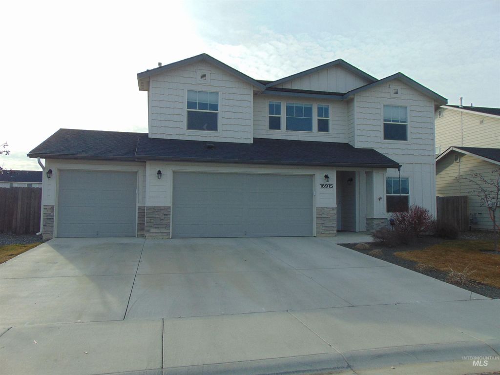 Photo of 16915 Chambers Way, Caldwell, ID 83607 (MLS # 98975441)