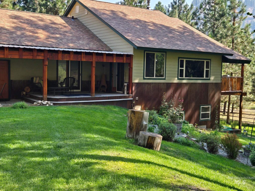 Photo of 182 Southfork Rd, Garden Valley, ID 83622 (MLS # 98989430)