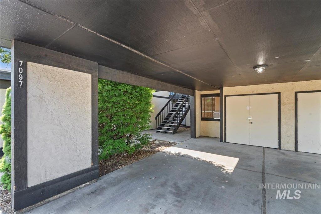 Photo of 7097 W Colehaven Lane, Boise, ID 83704 (MLS # 98979412)